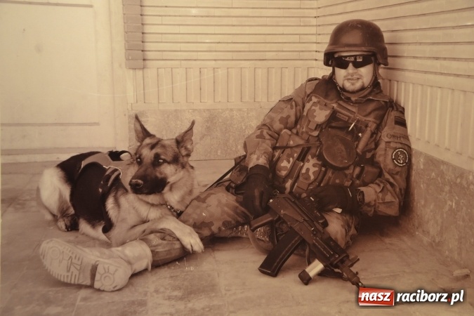 Zdjęcie w galerii na portalu naszraciborz.pl: Za Polskę życiem i zdrowiem ryzykowano nie tylko dawno temu… Na Zamku Piastowskim ruszyła II edycja wiadomości z regionu