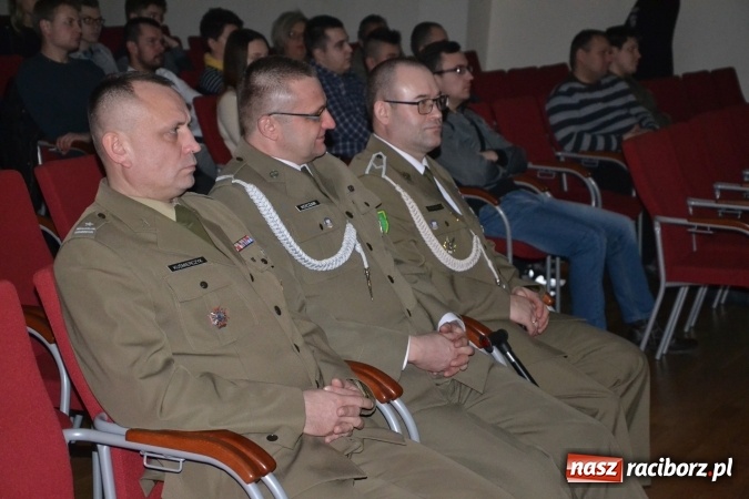 Zdjęcie w galerii na portalu naszraciborz.pl: Za Polskę życiem i zdrowiem ryzykowano nie tylko dawno temu… Na Zamku Piastowskim ruszyła II edycja wiadomości z regionu