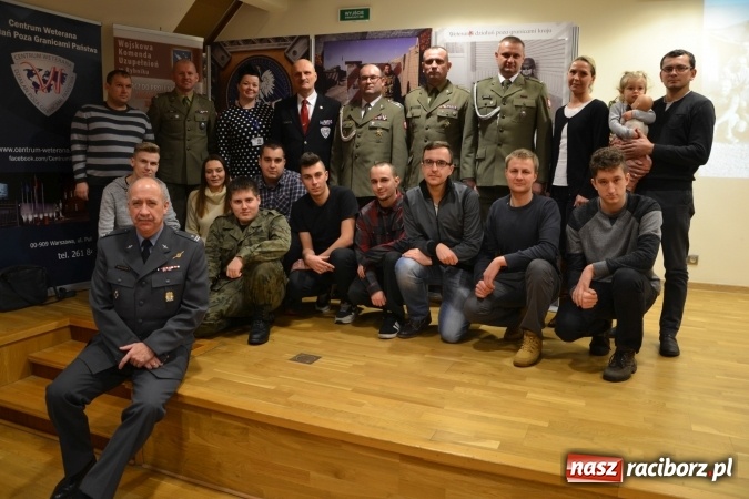 Zdjęcie w galerii na portalu naszraciborz.pl: Za Polskę życiem i zdrowiem ryzykowano nie tylko dawno temu… Na Zamku Piastowskim ruszyła II edycja wiadomości z regionu