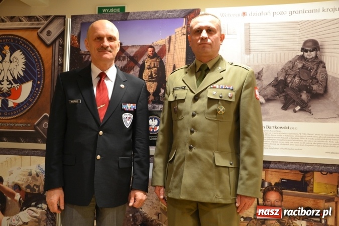 Zdjęcie w galerii na portalu naszraciborz.pl: Za Polskę życiem i zdrowiem ryzykowano nie tylko dawno temu… Na Zamku Piastowskim ruszyła II edycja wiadomości z regionu