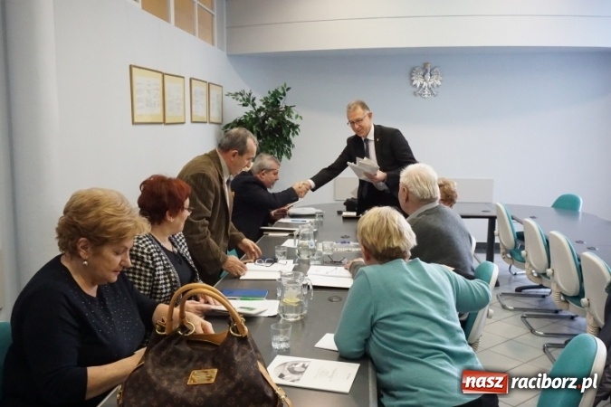 Zdjęcie w galerii na portalu naszraciborz.pl: Ostatnie posiedzenie I Rady Seniorów Miasta Racibórz   wiadomości z regionu