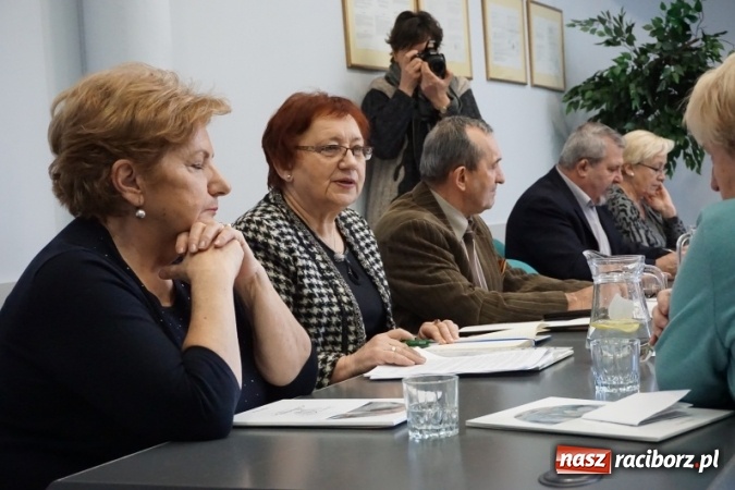 Zdjęcie w galerii na portalu naszraciborz.pl: Ostatnie posiedzenie I Rady Seniorów Miasta Racibórz   wiadomości z regionu