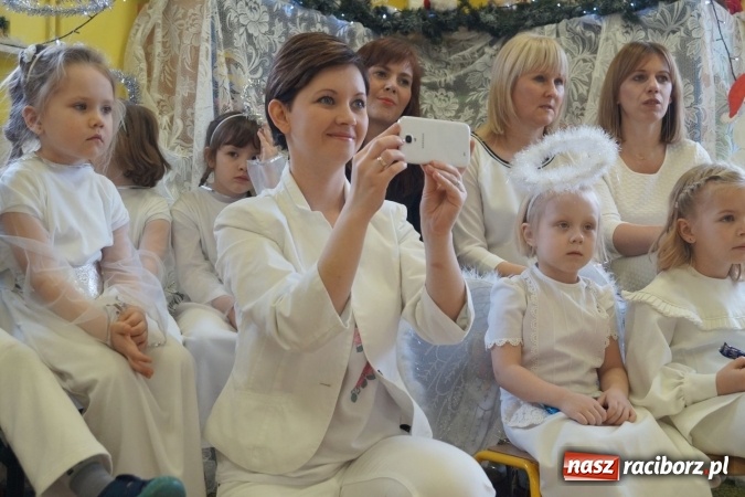 Zdjęcie w galerii na portalu naszraciborz.pl: Przedszkolne talenty na konkursie w Nędzy  wiadomości z regionu