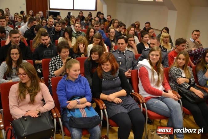 Zdjęcie w galerii na portalu naszraciborz.pl: Za Polskę życiem i zdrowiem ryzykowano nie tylko dawno temu. Współcześni bohaterowie są wśród nas - II edycja za nami  wiadomości z regionu