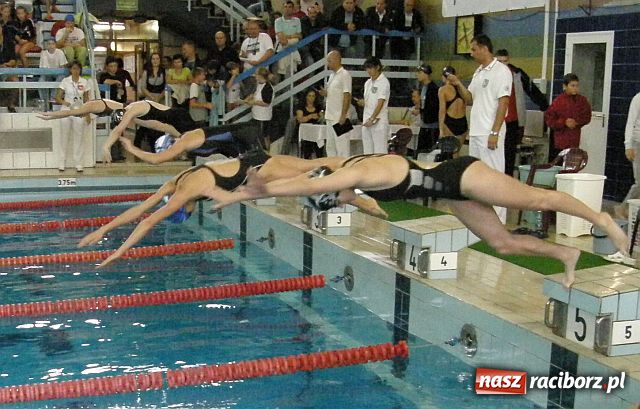Zdjęcie w galerii na portalu naszraciborz.pl: Międzynarodowe pływanie w Raciborzu wiadomości z regionu