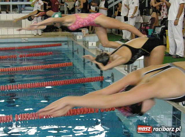 Zdjęcie w galerii na portalu naszraciborz.pl: Międzynarodowe pływanie w Raciborzu wiadomości z regionu