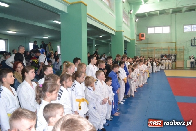 Zdjęcie w galerii na portalu naszraciborz.pl: Raciborzanie z sukcesami walczyli na mysłowickich matach wiadomości z regionu