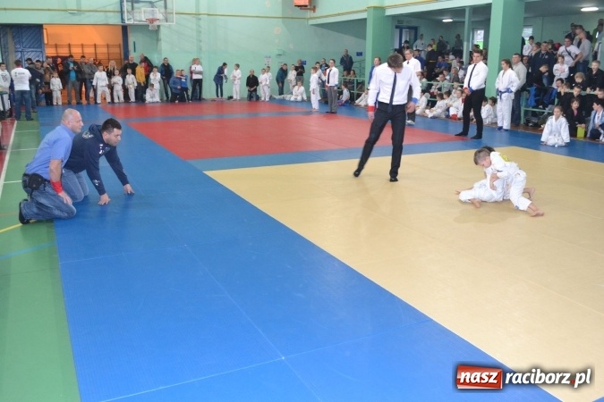 Zdjęcie w galerii na portalu naszraciborz.pl: Raciborzanie z sukcesami walczyli na mysłowickich matach wiadomości z regionu