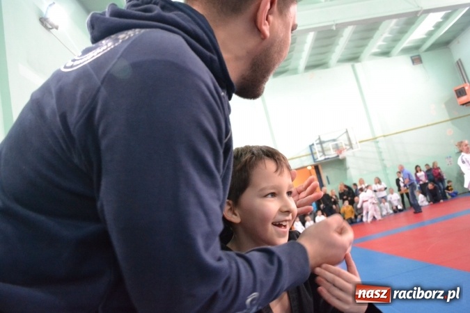 Zdjęcie w galerii na portalu naszraciborz.pl: Raciborzanie z sukcesami walczyli na mysłowickich matach wiadomości z regionu