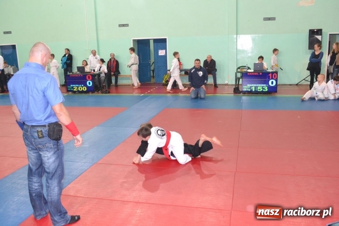 Zdjęcie w galerii na portalu naszraciborz.pl: Raciborzanie z sukcesami walczyli na mysłowickich matach wiadomości z regionu