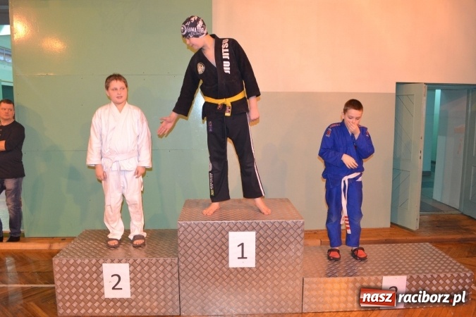 Zdjęcie w galerii na portalu naszraciborz.pl: Raciborzanie z sukcesami walczyli na mysłowickich matach wiadomości z regionu