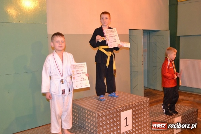 Zdjęcie w galerii na portalu naszraciborz.pl: Raciborzanie z sukcesami walczyli na mysłowickich matach wiadomości z regionu