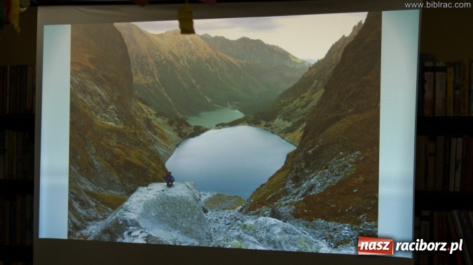 Zdjęcie w galerii na portalu naszraciborz.pl: W g&oacute;rach jest wszystko, co kocham - spotkanie ze Zbigniewem Kręciszem w bibliotece wiadomości z regionu
