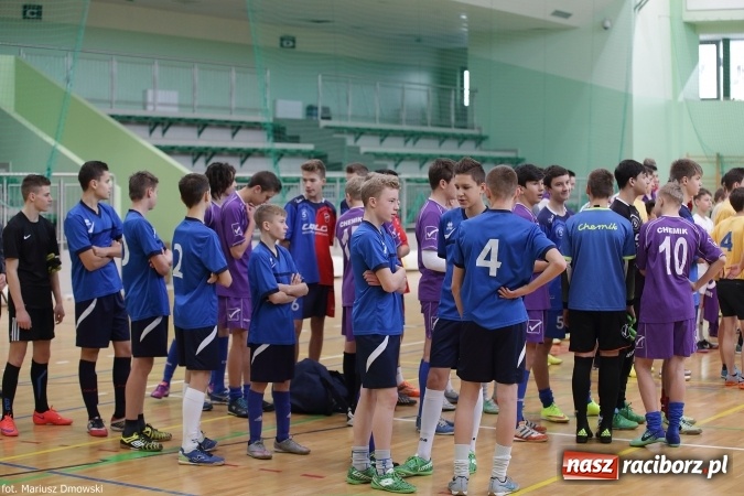 Zdjęcie w galerii na portalu naszraciborz.pl: Otwarte Mistrzostwa Raciborza w Halowej Piłce Nożnej Chłopców Szkół Gimnazjalnych w Arenie Rafako odbyły się po raz drugi wiadomości z regionu