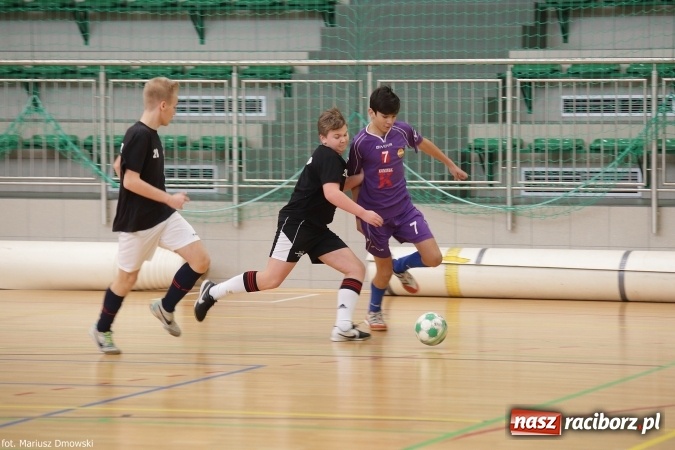 Zdjęcie w galerii na portalu naszraciborz.pl: Otwarte Mistrzostwa Raciborza w Halowej Piłce Nożnej Chłopców Szkół Gimnazjalnych w Arenie Rafako odbyły się po raz drugi wiadomości z regionu