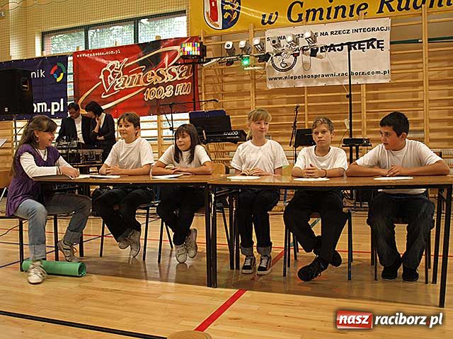 Zdjęcie w galerii na portalu naszraciborz.pl: Zagrajmy razem - integracyjna niedziela wiadomości z regionu