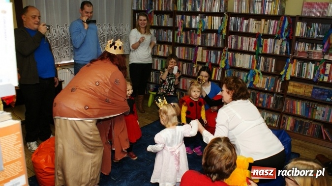 Zdjęcie w galerii na portalu naszraciborz.pl: Niech żyje bal... w Klubie Malucha  wiadomości z regionu