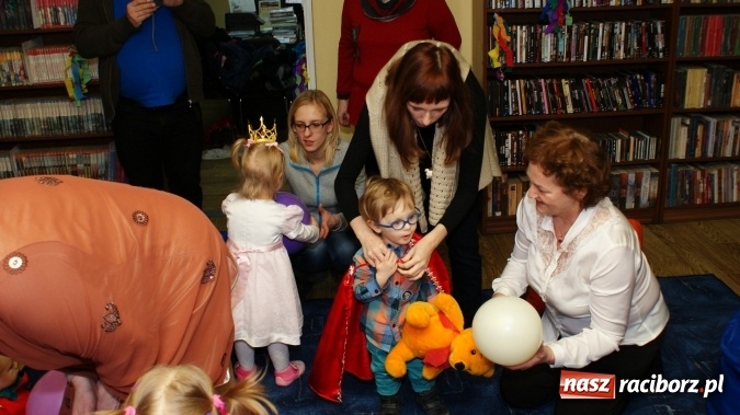 Zdjęcie w galerii na portalu naszraciborz.pl: Niech żyje bal... w Klubie Malucha  wiadomości z regionu
