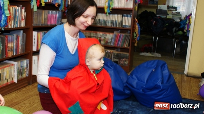 Zdjęcie w galerii na portalu naszraciborz.pl: Niech żyje bal... w Klubie Malucha  wiadomości z regionu