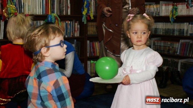 Zdjęcie w galerii na portalu naszraciborz.pl: Niech żyje bal... w Klubie Malucha  wiadomości z regionu