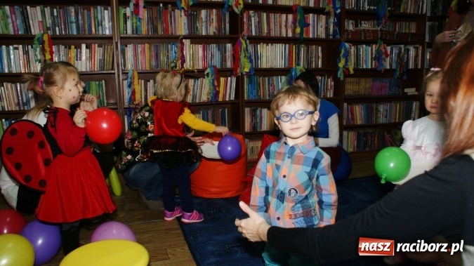 Zdjęcie w galerii na portalu naszraciborz.pl: Niech żyje bal... w Klubie Malucha  wiadomości z regionu