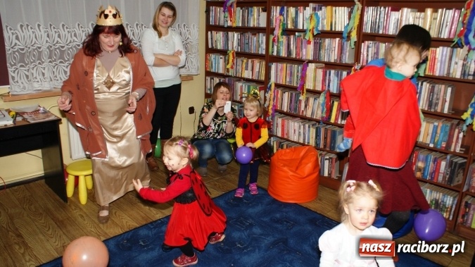 Zdjęcie w galerii na portalu naszraciborz.pl: Niech żyje bal... w Klubie Malucha  wiadomości z regionu
