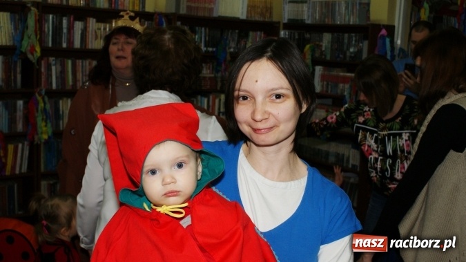 Zdjęcie w galerii na portalu naszraciborz.pl: Niech żyje bal... w Klubie Malucha  wiadomości z regionu