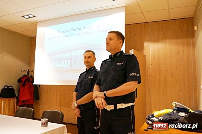 Zdjęcie w galerii na portalu naszraciborz.pl: W trosce o bezpieczeństwo seniorów w Kuźni Raciborskiej  wiadomości z regionu