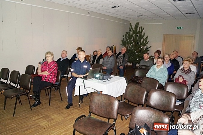 Zdjęcie w galerii na portalu naszraciborz.pl: W trosce o bezpieczeństwo seniorów w Kuźni Raciborskiej  wiadomości z regionu