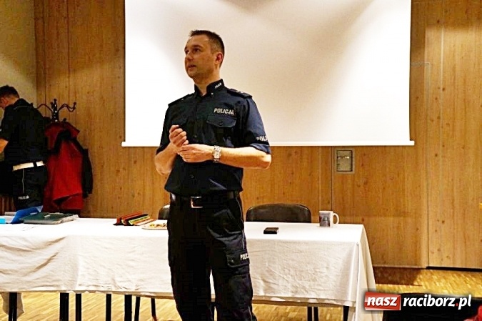 Zdjęcie w galerii na portalu naszraciborz.pl: W trosce o bezpieczeństwo seniorów w Kuźni Raciborskiej  wiadomości z regionu