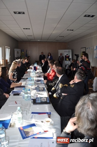 Zdjęcie w galerii na portalu naszraciborz.pl: Spotkanie dotyczące budowy kanału Odra-Dunaj wiadomości z regionu