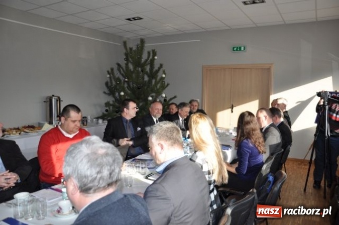 Zdjęcie w galerii na portalu naszraciborz.pl: Spotkanie dotyczące budowy kanału Odra-Dunaj wiadomości z regionu