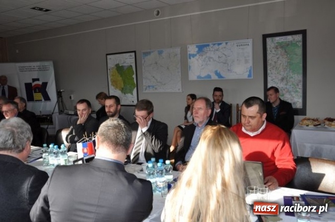 Zdjęcie w galerii na portalu naszraciborz.pl: Spotkanie dotyczące budowy kanału Odra-Dunaj wiadomości z regionu