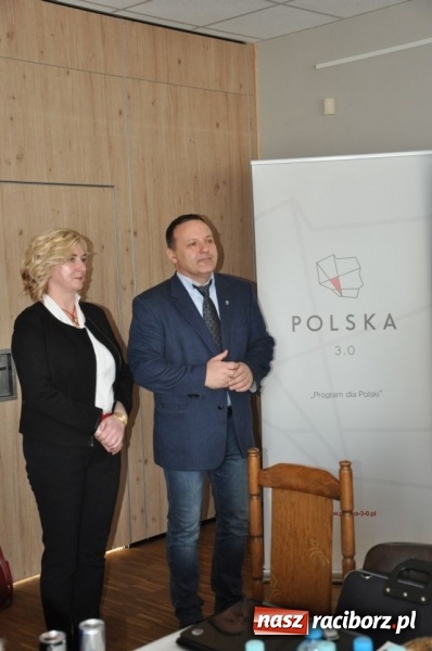 Zdjęcie w galerii na portalu naszraciborz.pl: Spotkanie dotyczące budowy kanału Odra-Dunaj wiadomości z regionu