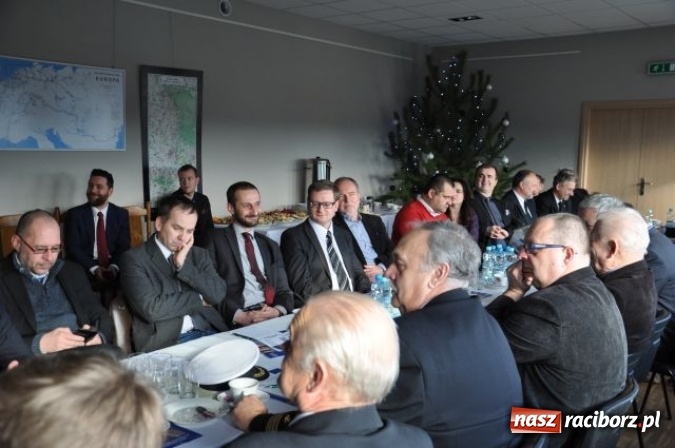 Zdjęcie w galerii na portalu naszraciborz.pl: Spotkanie dotyczące budowy kanału Odra-Dunaj wiadomości z regionu