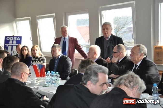 Zdjęcie w galerii na portalu naszraciborz.pl: Spotkanie dotyczące budowy kanału Odra-Dunaj wiadomości z regionu