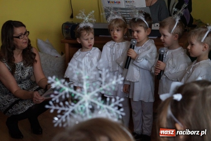 Zdjęcie w galerii na portalu naszraciborz.pl: Babcie są od rozpieszczania, czyli ciąg dalszy świętowania w Nędzy  wiadomości z regionu