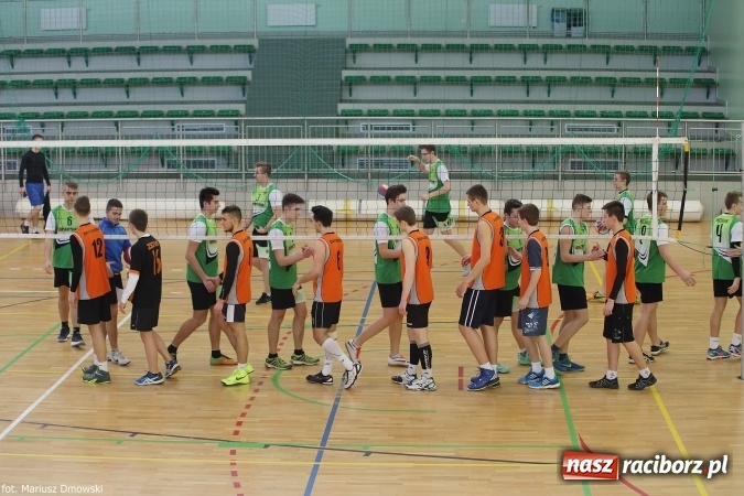 Zdjęcie w galerii na portalu naszraciborz.pl: ZSOMS najlepszy w miejskich rozgrywkach siatkówki wiadomości z regionu