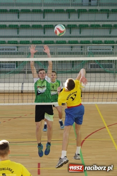 Zdjęcie w galerii na portalu naszraciborz.pl: ZSOMS najlepszy w miejskich rozgrywkach siatkówki wiadomości z regionu