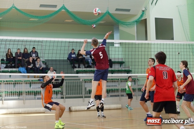 Zdjęcie w galerii na portalu naszraciborz.pl: ZSOMS najlepszy w miejskich rozgrywkach siatkówki wiadomości z regionu