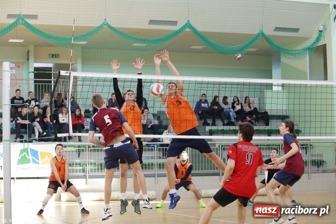 Zdjęcie w galerii na portalu naszraciborz.pl: ZSOMS najlepszy w miejskich rozgrywkach siatkówki wiadomości z regionu
