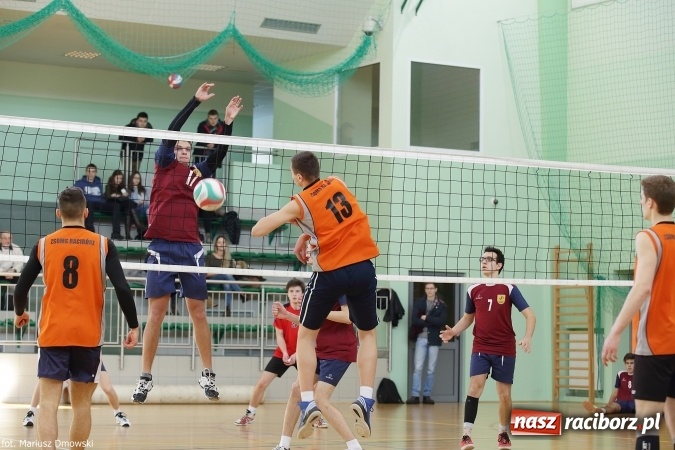 Zdjęcie w galerii na portalu naszraciborz.pl: ZSOMS najlepszy w miejskich rozgrywkach siatkówki wiadomości z regionu