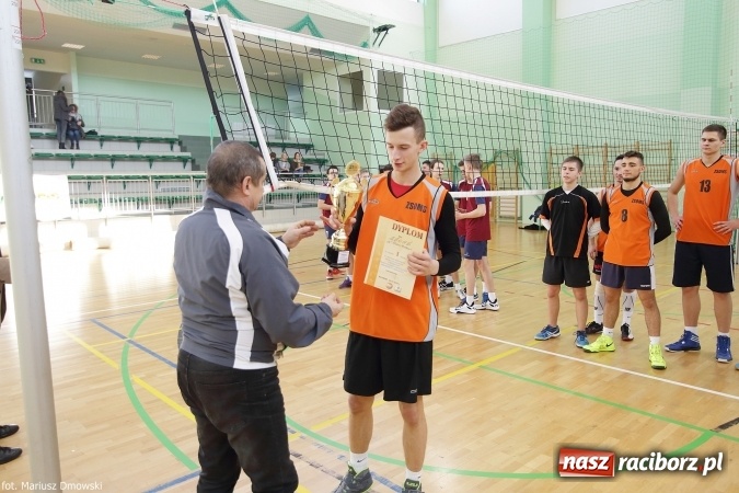 Zdjęcie w galerii na portalu naszraciborz.pl: ZSOMS najlepszy w miejskich rozgrywkach siatkówki wiadomości z regionu