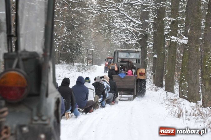 Zdjęcie w galerii na portalu naszraciborz.pl: Samborowice zajechały do Jankowic, czyli koncert a teraz kulig zbliża dwie zgrane wioski wiadomości z regionu