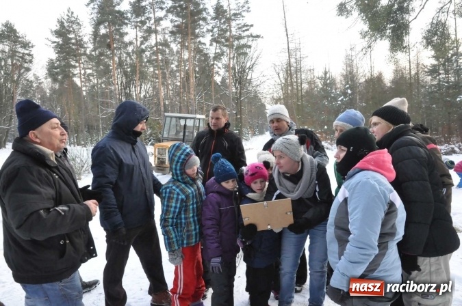 Zdjęcie w galerii na portalu naszraciborz.pl: Samborowice zajechały do Jankowic, czyli koncert a teraz kulig zbliża dwie zgrane wioski wiadomości z regionu