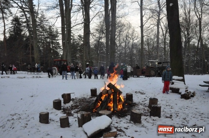Zdjęcie w galerii na portalu naszraciborz.pl: Samborowice zajechały do Jankowic, czyli koncert a teraz kulig zbliża dwie zgrane wioski wiadomości z regionu