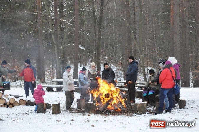 Zdjęcie w galerii na portalu naszraciborz.pl: Samborowice zajechały do Jankowic, czyli koncert a teraz kulig zbliża dwie zgrane wioski wiadomości z regionu