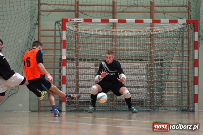 Zdjęcie w galerii na portalu naszraciborz.pl: Walka o mistrzostwo do ostatniego meczu wiadomości z regionu
