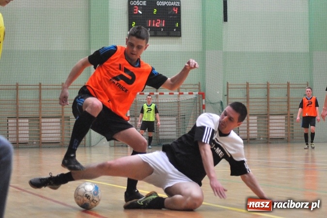 Zdjęcie w galerii na portalu naszraciborz.pl: Walka o mistrzostwo do ostatniego meczu wiadomości z regionu