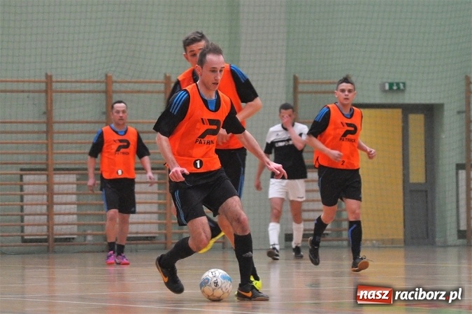 Zdjęcie w galerii na portalu naszraciborz.pl: Walka o mistrzostwo do ostatniego meczu wiadomości z regionu